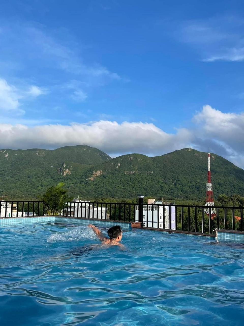 Tuan Ninh Hotel II Chi Khu Co Ong Екстер'єр фото