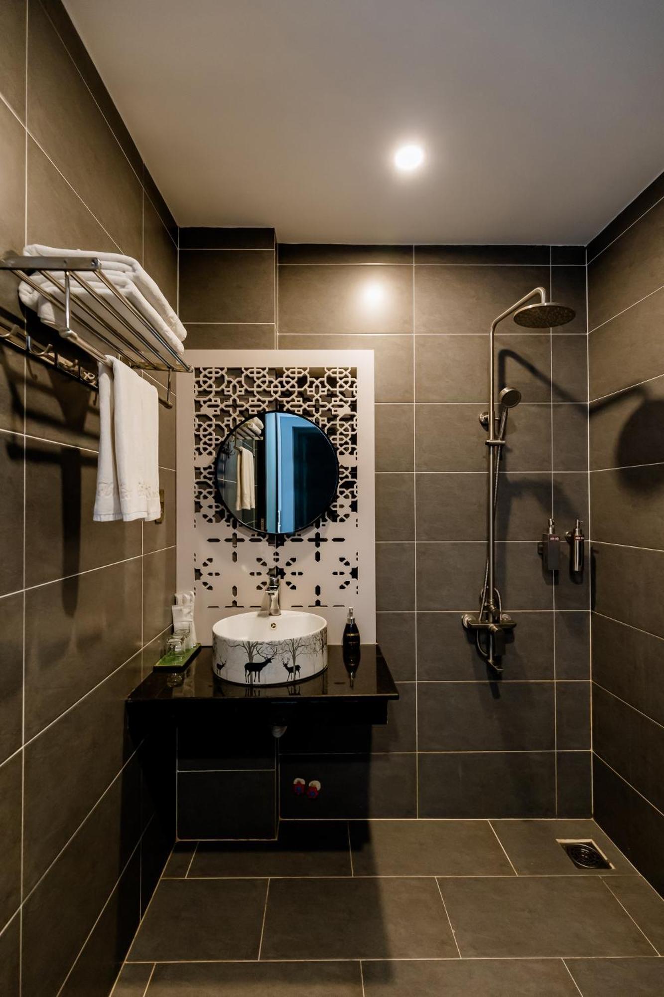 Tuan Ninh Hotel II Chi Khu Co Ong Екстер'єр фото